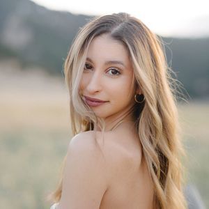 Meet your Posher, Vanessa